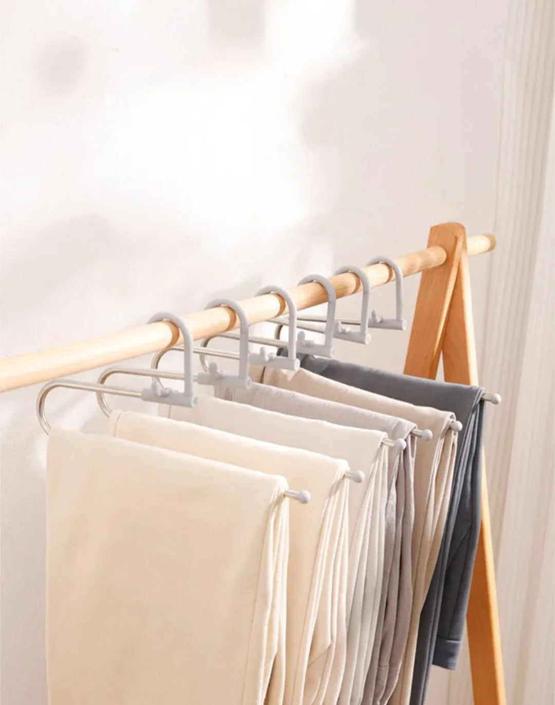 Multi-Layer Space Saving Hanger